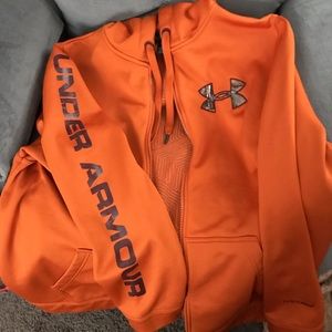 Men’s under amour zip up hoodie